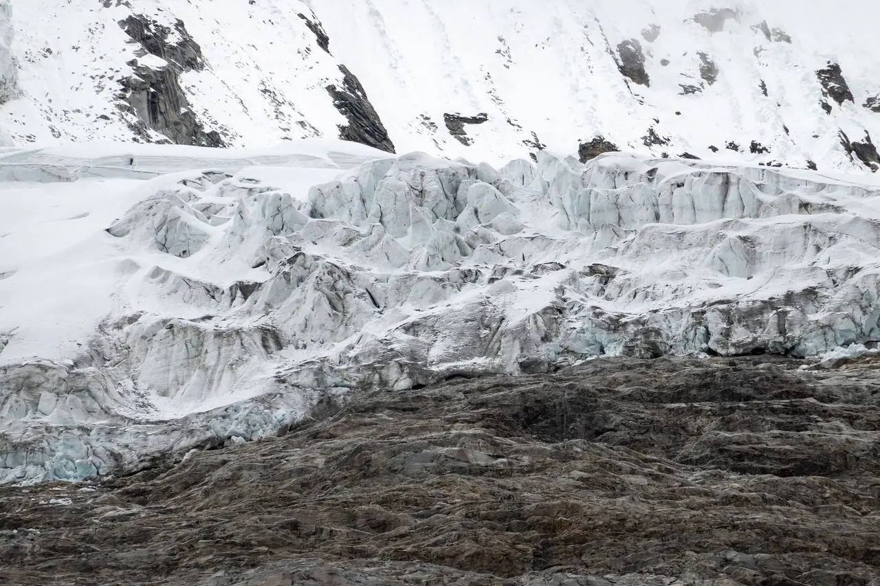 Glacier front above Laguna 69 in the Cordillera Blanca